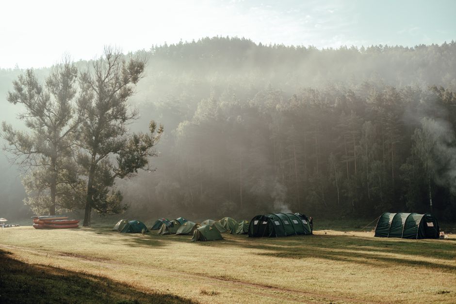camping nature outdoor — professional stock image